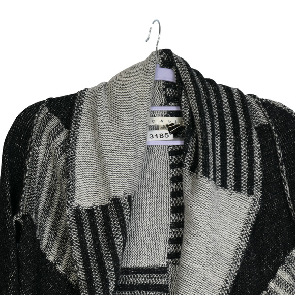 Cabi Black Gray Cardigan Sweater Women Small Wool Blend Patchwork Style 483 - Picture 2 of 9